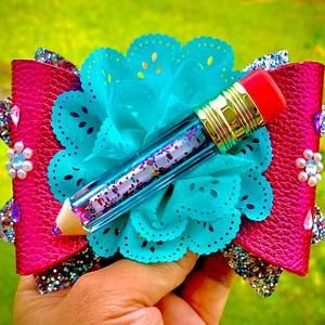 Meet your Posher, Amarilis